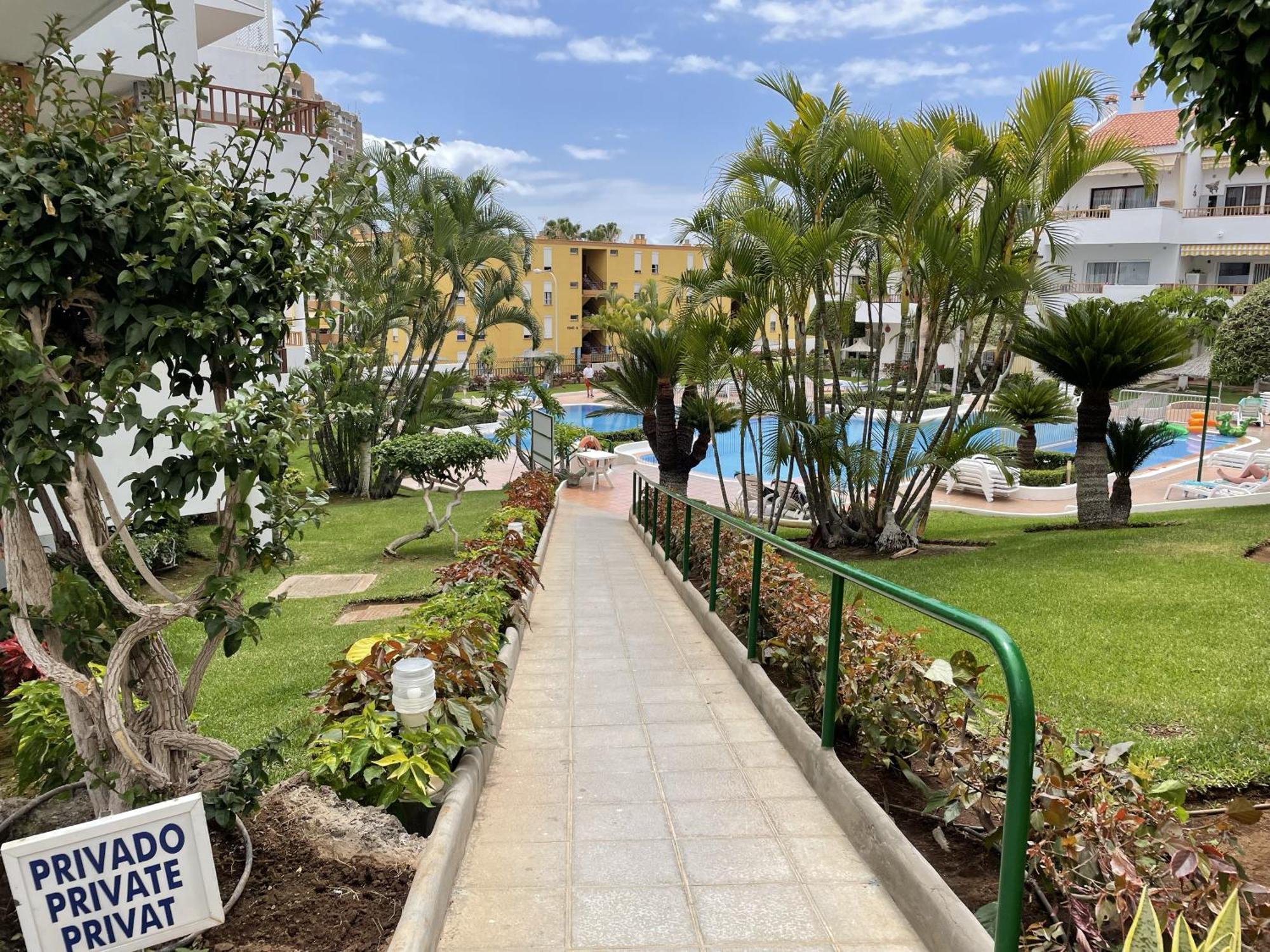 Апартаменты Pool Views Terrace Лос Кристианос Экстерьер фото