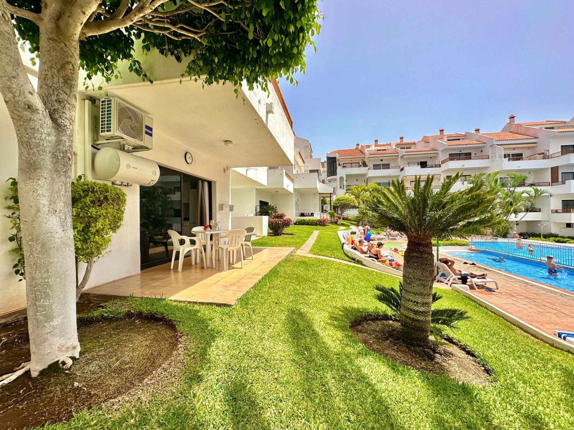Апартаменты Pool Views Terrace Лос Кристианос Экстерьер фото